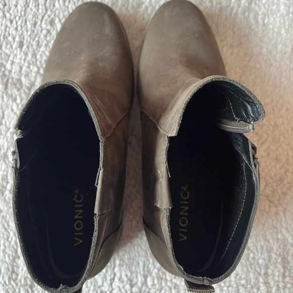 Vionic Women's Ankle Boots - Dark Olive - Picture 3 of 6